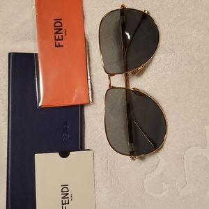 Fendi 63mm Oversize Aviator Sunglasses